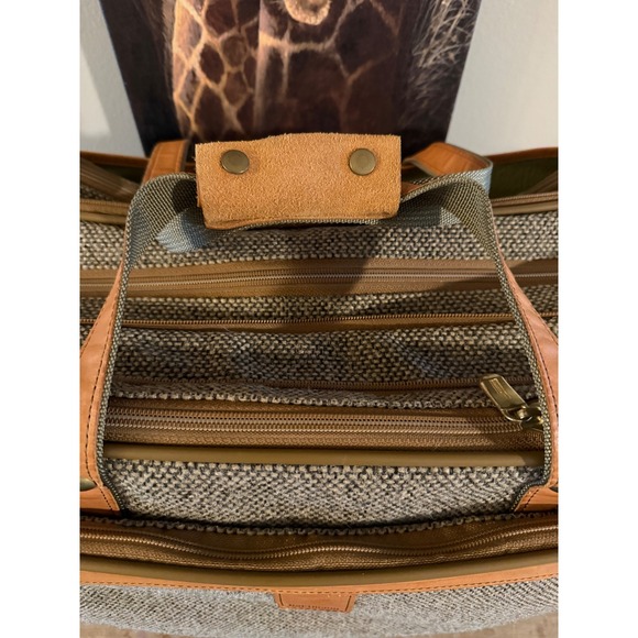Hartmann Vintage Tweed Carry On Luggage Bag Tan Belting Leather Trim Brown - Picture 3 of 7